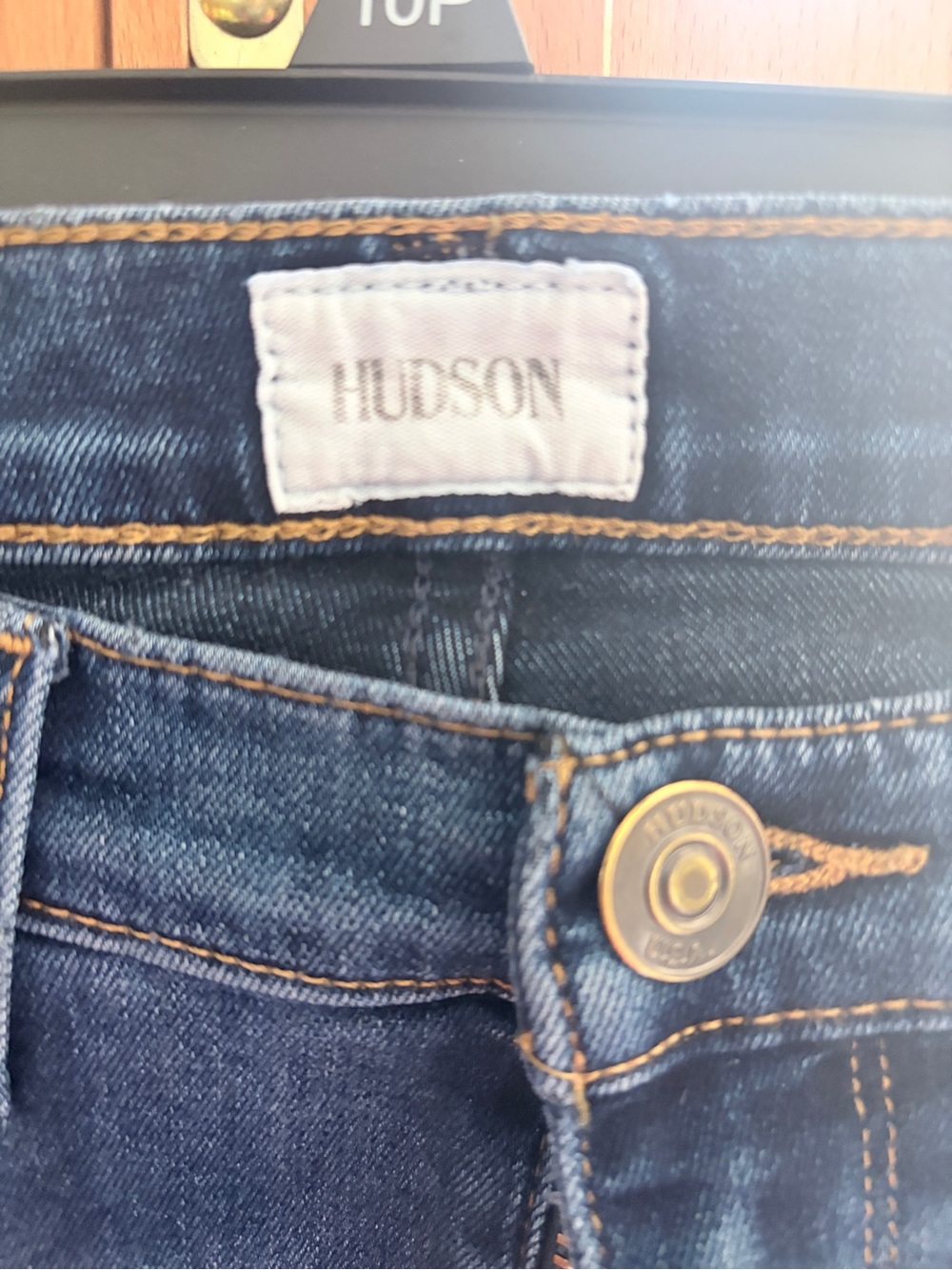 Hudson Jeans Skinny in Dark Blue Denim with Gold Stitch